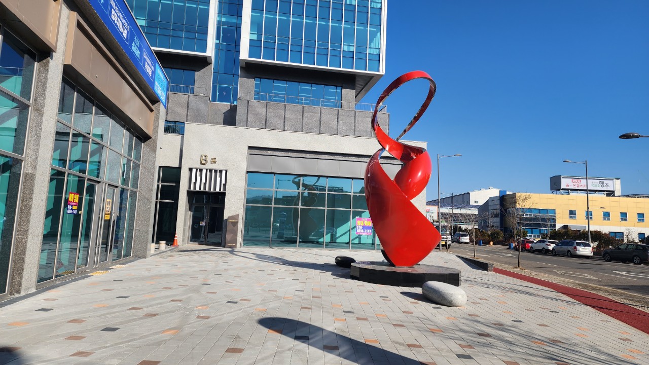 ★ 첨단 지구 1층 대로변 전용면적 45평 사무실 임대